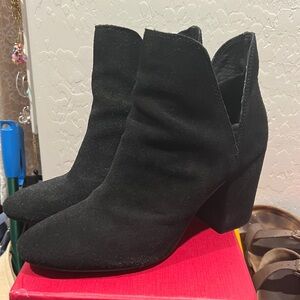 Steve Madden Suede booties 10